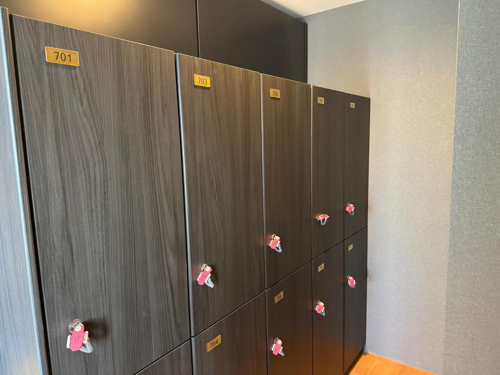 Capsule Hotel Suzumoriya Tokyo Bagian luar foto